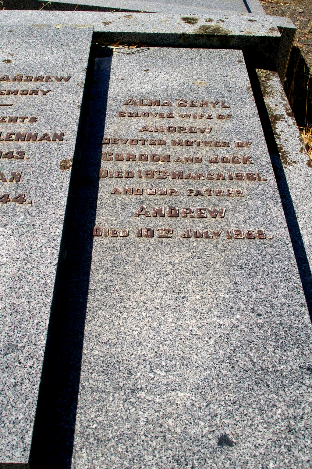 Photo of headstones/Andrew McLENNAN d1968 hdstn Clunes & Alma Beryl